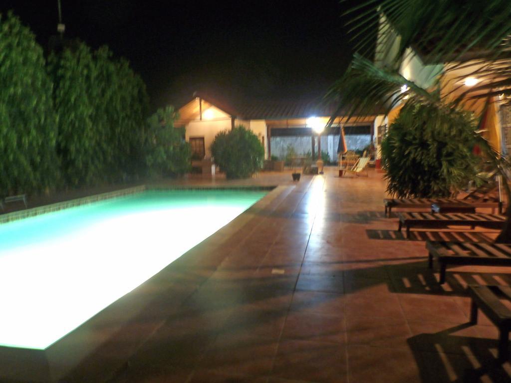 B & B Villa Calliandra Bijilo Exterior foto