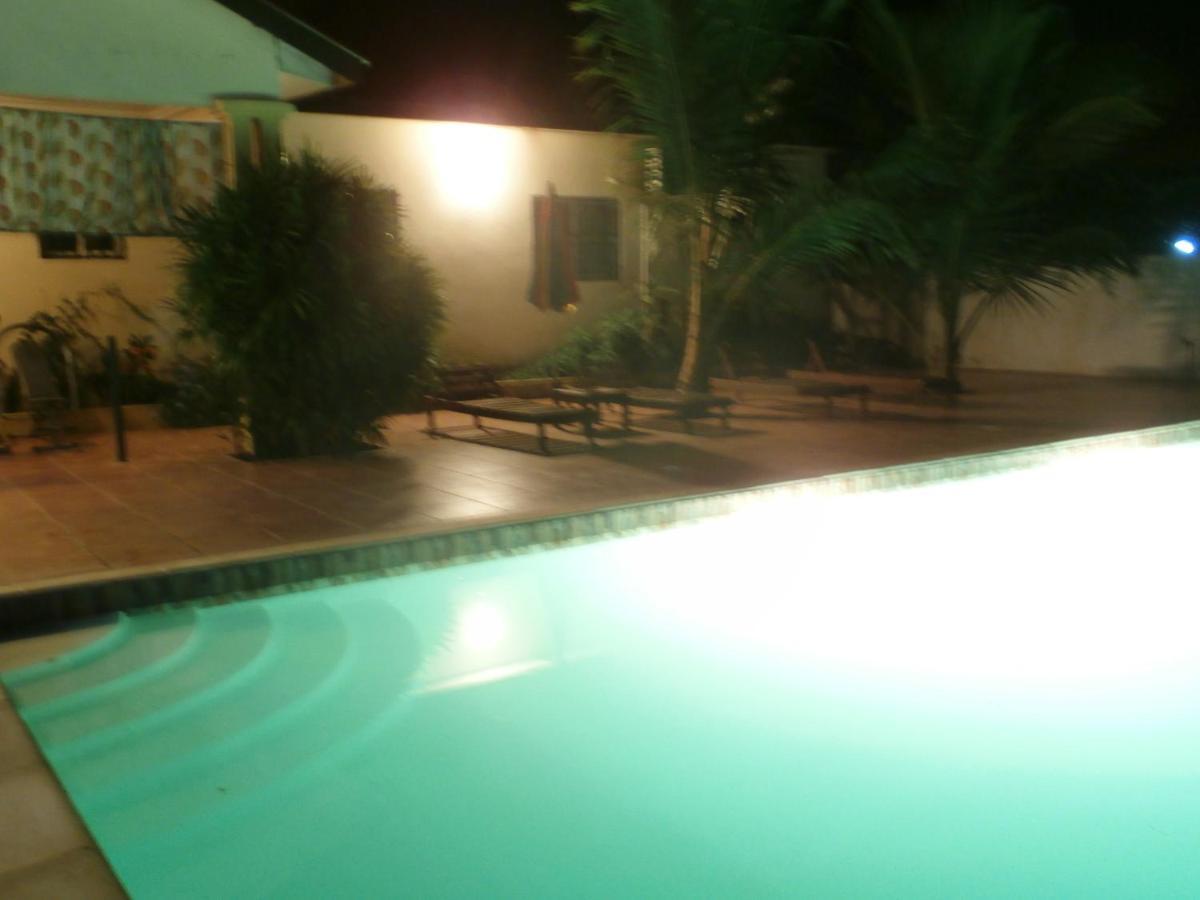 B & B Villa Calliandra Bijilo Exterior foto