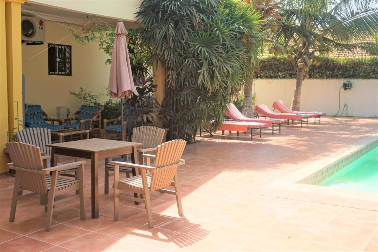 B & B Villa Calliandra Bijilo Exterior foto